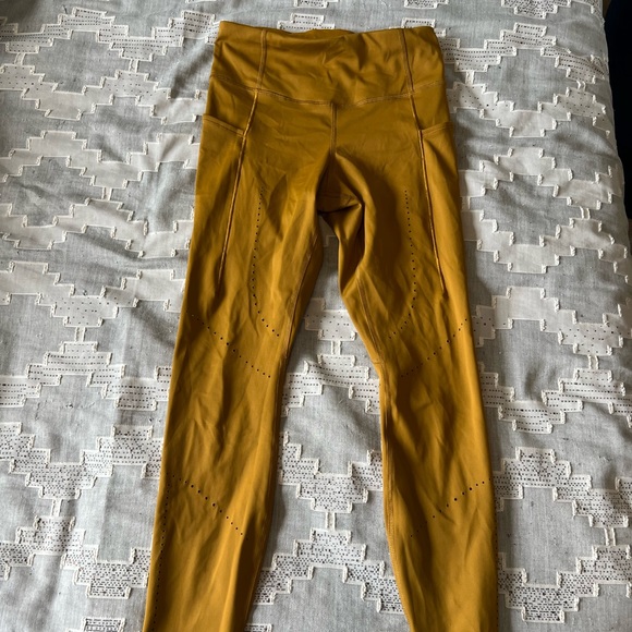 Brooks running leggings - Small - Picture 2 of 6